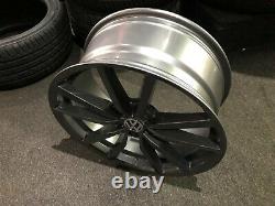18 VW Golf R Pretoria Style Gloss Grey alloy wheels & 225/40/18 tyres