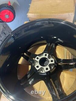 19 Mercedes C/e Class Style Alloy Wheels