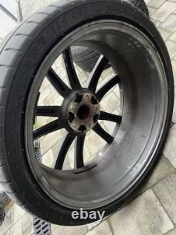 19 VW Golf R Pretoria style Grey alloy wheels 235/35/19 michelin Pilot 4 tyres