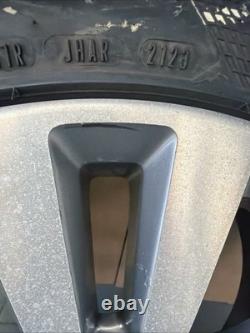 1x BMW 1 2 SERIES F20 17 ALLOY WHEEL 7.5J ET43 STYLE 655 6866303 Tyre 225/45/17