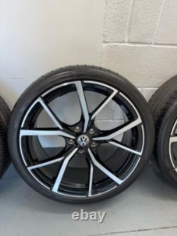 4X 19 VW GolfR Estoril Style alloy wheels. 5X112 With Dimond Cut