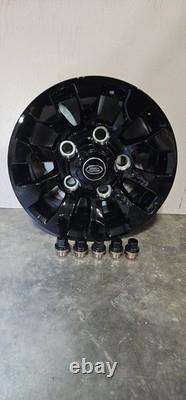 5 x 16 Land Rover Sawtooth Style Alloy Wheels, Including Hub Cap and Wheel Nuts