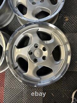 BMW Style 21 E34 M5 Staggered Alloy Wheels