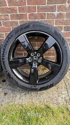 Genuine Land Rover Defender 2023, 22 Alloy Wheels Style 5098 Gloss Black Qty5