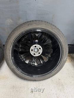 Genuine Range Rover L405/L494 (Style 9012) 22 Alloy Wheels & Pirelli Tyres