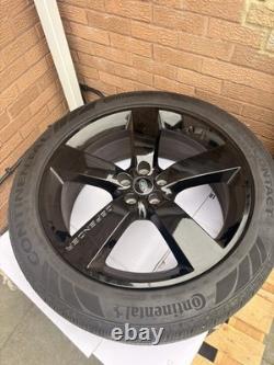 Land Rover Defender 22 5 spoke Alloy Wheels, style 5098, Gloss Black with tyres