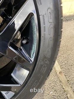 Range Rover Velar 21 Inch Alloy Wheels Powdered Black Style 5047 7.5mm+ Tyres