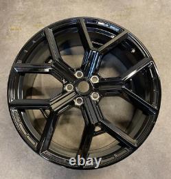 Range Rover Vogue 22 inch Brand New Gloss Black 227 Urban Style Alloy Wheels. X4