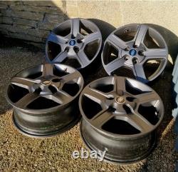 Set of 4 Genuine Land Rover Defender L663 18 Style 5094 Silver Alloy Wheels