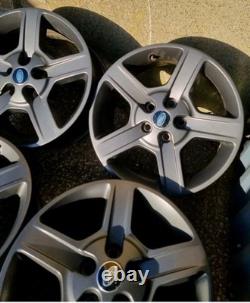 Set of 4 Genuine Land Rover Defender L663 18 Style 5094 Silver Alloy Wheels