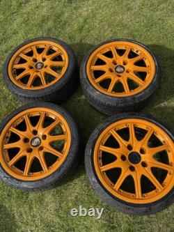 Set of 4 Porsche-Style Alloy Wheels with Tires (18) One Cracked