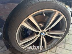 Set of 4 staggered genuine BMW M Sport style 422M alloy wheels with tyres. R19