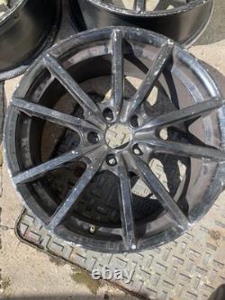 X4 Pretoria Style Gloss Black 18 Alloy Wheel