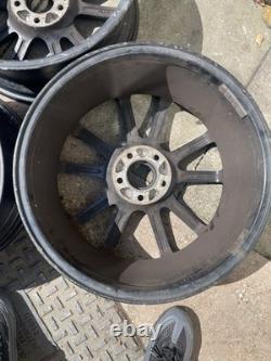 X4 Pretoria Style Gloss Black 18 Alloy Wheel