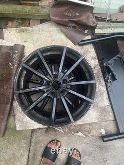 X4 Pretoria Style Gloss Black 18 Alloy Wheel