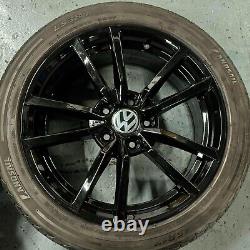 17 Jantes en alliage style Pretoria pour VW Golf noires brillantes et pneus 225/45/17 GTI GTD