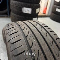 17 Jantes en alliage style Pretoria pour VW Golf noires brillantes et pneus 225/45/17 GTI GTD