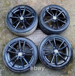18 jantes alliage style Pretoria VW en noir brillant avec pneus