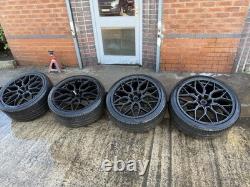 4x 23 Roues en Alliage Noires de Style Urbain + Pneus. Range Rover Sport Vogue Discovery