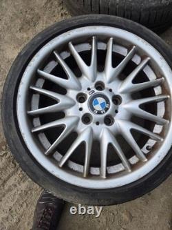 BMW Série 3 E46 M Sport 18 Jantes en Alliage Authentiques Style MV1 Échelonnées 4x Jantes