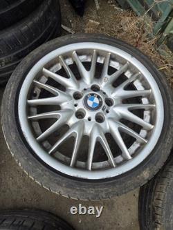 BMW Série 3 E46 M Sport 18 Jantes en Alliage Authentiques Style MV1 Échelonnées 4x Jantes