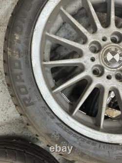 BMW authentique jante alliage style radial 32 Alpina avec Roadstone 235/45/17