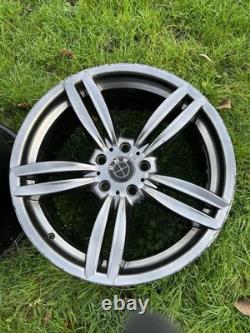 Ensemble de jantes en alliage BMW Style 351 19 3+1 endommagées