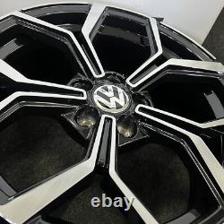 Exposition 17 VW Polo 2023 GTI Style Jantes en Alliage Polo Coccinelle + plus