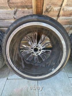 Jantes alliage BMW Style 375 de 22 pouces avec pneus Pirelli P0 x4