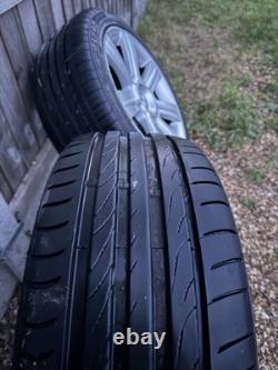 Jantes alliage et pneus authentiques BMW E46 / E36 Style 96 17 8J ET47