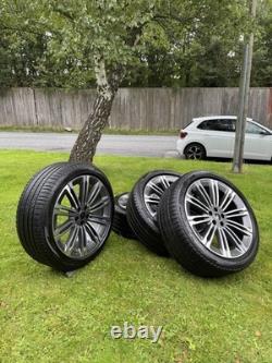 Jantes alliage et pneus authentiques Range Rover style 23 1075 285/40 R23