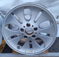 Jantes en alliage 4x / 17 7.5J / Style BMW 56 / goutte ellipsoïde / ET40 / 72.6