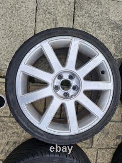 Jantes en alliage Audi A2 Sport Style Rs4 avec capuchons 7jx17H2 ET38 8L0601025AC