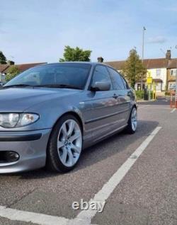 Jantes en alliage BMW E60 E46 Style 124 18 avec pneus 5x120 8j avant et 9j arrière OEM