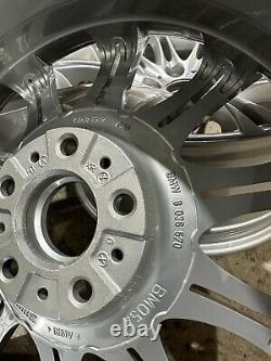 Jantes en alliage BMW MV2 de style 135M 18 pouces rénovées OEM argentées