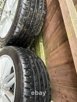 Jantes en alliage BMW Style 207 17 pneus presque neufs 5x120