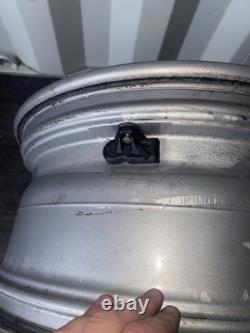 Jantes en alliage BMW Style 351M 19 pouces 8.5J Configuration carrée Ensemble de 4