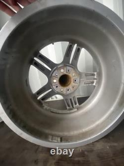Jantes en alliage BMW Style 351M 19 pouces 8.5J Configuration carrée Ensemble de 4