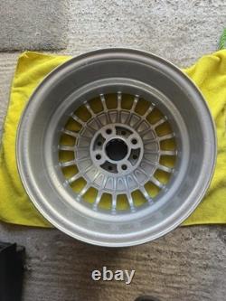 Jantes en alliage BMW Style Bouchon de bouteille reconditionnées 4x100 14x6j