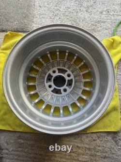 Jantes en alliage BMW Style Bouchon de bouteille reconditionnées 4x100 14x6j