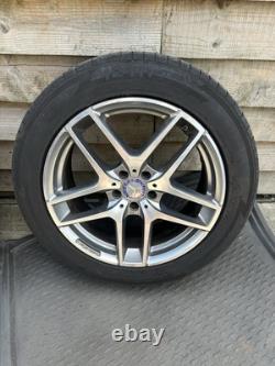 Jantes en alliage Star-Style AMG Line de la Classe GLC de Mercedes avec pneus de 19 pouces OEM