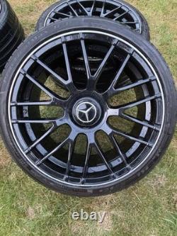 Jantes en alliage de style Mercedes AMG 20