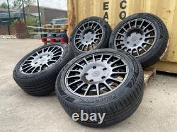 Jantes en alliage de style Transit St 18 pouces 5x160 adaptées aux pneus du fourgon Ford Transit Custom montés