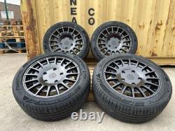 Jantes en alliage de style Transit St 18 pouces 5x160 adaptées aux pneus du fourgon Ford Transit Custom montés