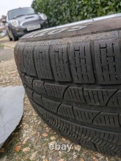 Roue en alliage Style 415'18' avec pneus d'hiver pour BMW Série 3 4 F30 F31 F32 F34