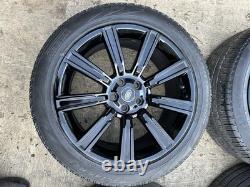 Roues en alliage noir 21 pouces et pneus Pirelli Style 9001 pour Range Rover Sport L494